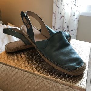 Sling back flats